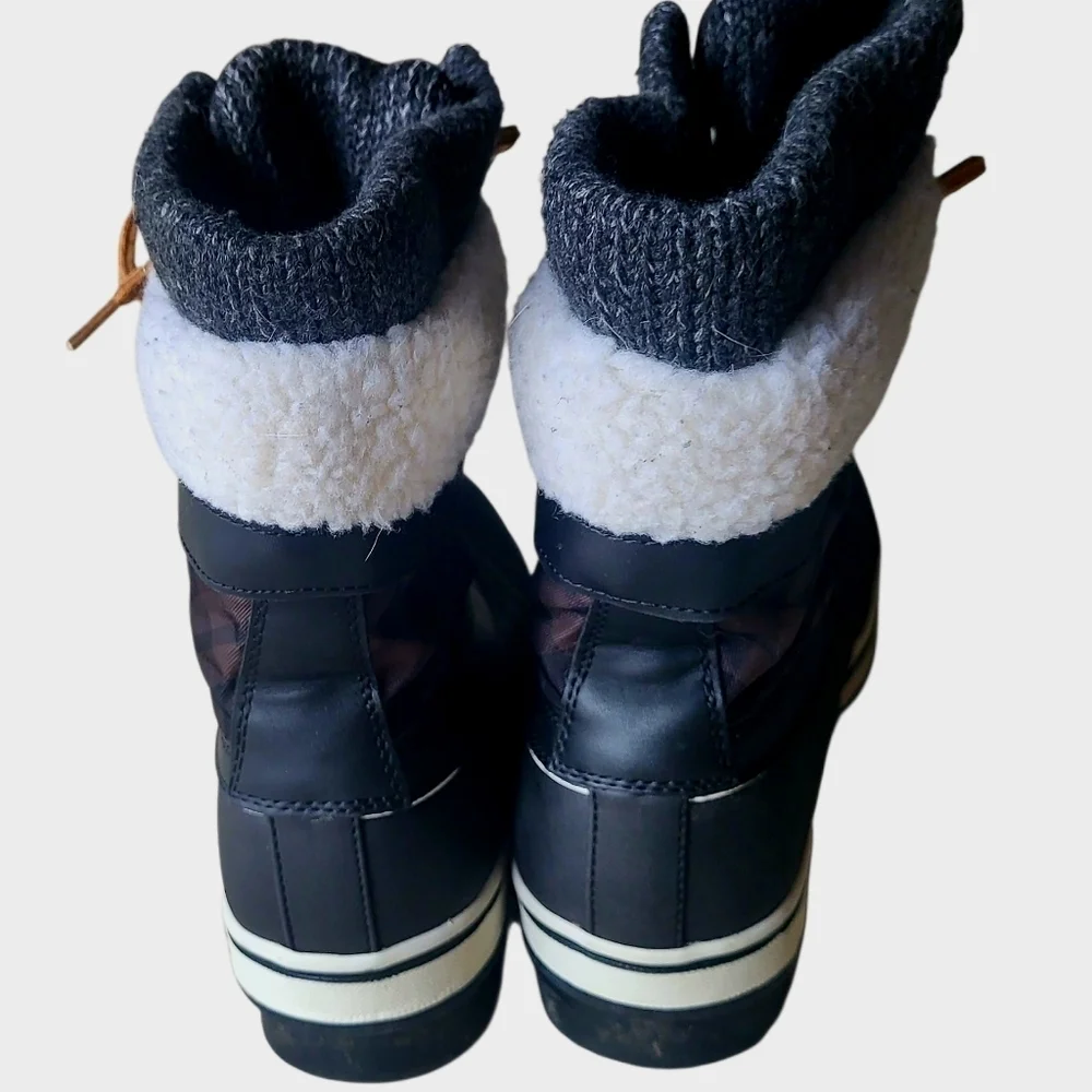 ALEADER Women's Fashion Waterproof Black Plaid Winter Snow Duck Boots Size 7